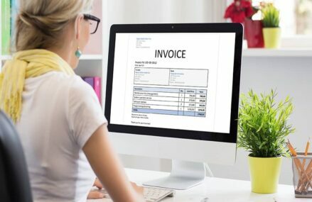 Top 5 Reasons Why Every Startup Needs An Invoicing Software